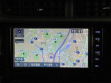 トヨタ純正ナビ装備!地図描写は文字も道もクリアで見やすく、滑らかに表示します。これさえあればもう道に迷わないですみますね♪フルセグで地上波デジタル放送TVもバッチリ綺麗に見れちゃいます♪