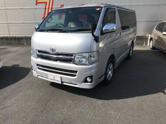 トヨタ ハイエースバン 