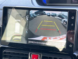 【360度カメラ】全方位モニターを装備し、車両の周囲を上空から見下ろすように映像で確認可能。駐車や狭い道での操作をサポートし、安全性を高めます。