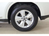 純正17AW!タイヤサイズは225/65R17になります!