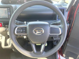 ステアリングも使用感が少なく、きれいな状態となっております♪