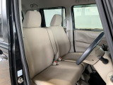 【インテリア】落ち着いた車内空間で、長時間のドライブでも快適に過ごせます。内装の状態も良好です。