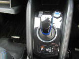 e-POWERのシフトノブです。低燃費でハイパワー。自信を持ってお薦め致します。