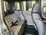 リアシートも広々としていて、座りやすいです。