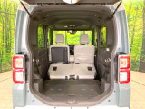 普段のお買い物や通勤、送迎等に十分な荷室スペースを確保しております。セカンドシートを倒すと、大きな荷物の積載も可能です♪