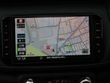 純正メモリーナビ装備です。