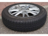 積込みタイヤは社外アルミホイール+夏タイヤです