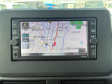 ディーラー純正ナビゲーション付き、行きたい所に案内してくれます。楽しいドライブのお手伝い(*&acute;&nabla;`)ノ
