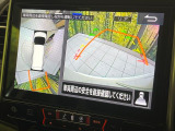 【アラウンドビューモニター】専用のカメラにより、上から見下ろしたような視点で360度クルマの周囲を確認することができます☆死角部分も確認しやすく、狭い場所での切り返しや駐車もスムーズに行えます。