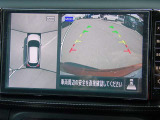 上からの視点で狭い駐車場への駐車などに役立つアラウンドビューモニターです♪