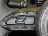 ステアリングスイッチ装備!運転しながら手元でオーディオの操作などができます。