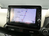 大画面9インチナビが付いています!ナビゲーションの案内も高精細で見やすいです!Bluetooth接続でハンズフリー通話も出来ますので安心ですね!