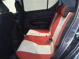 セカンドシートです。目立った汚れもなくキレイです!