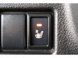シートヒーター装備付き車!!座席に埋め込まれた電熱線によりシートを暖めることが出来る装備で、温められたシートは、寒い冬には最適です!!