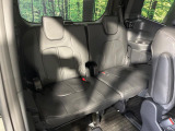 3列目シートはもちろん状態良好☆大人でもゆったりと座って頂けますので、大人数でのお出かけもラクラクです♪ご家族で、気の知れた仲間で、ドライブに行くのが楽しみですね♪