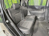 後部座席も気になるようなキズ・汚れやへたり等、大きなダメージはなく、良好な状態です。