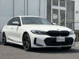 この度は弊社認定中古車をご覧いただき誠にありがとうございます。弊社はBMW 正規ディーラーですので遠方のお客様も安心してご購入下さい。ご不明な点がございましたらお気軽にお申し付けください。