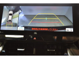 バックモニター付き。 車両後方の映像が画面に表示されるので、車庫入れが苦手な人も安心です。ただし、目視確認もお忘れなくお願いいたします。