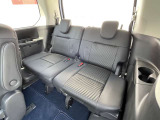 3列目シートも広々としています。