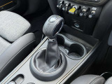 MINIドライビングモード・マニュアルモード付6速オートマです。電子タイプサイドブレーキも採用されております。
