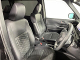 【1列目シート】現車の確認はお電話でも承っております。【セレナ/ヴォクシー/ノア/エスクァイア/ステップワゴン/デリカ/アルファード/ヴェルファイア/RAV4/NBOX/タント】