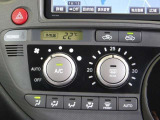 オートエアコンを装着しておりますので車内をお好みの快適な温度に保つことが可能です!