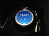 使い勝手の良いプッシュエンジンスターター装備♪鍵をカバンやポケットなどから取り出さずにエンジンを始動出来ます☆鍵を回す必要も探す必要もございません!