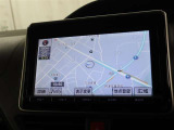 トヨタ純正SDナビ付きです!操作のしやすいナビですよ!これさえあれば国内どこにでもお出かけできますね!