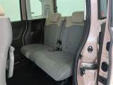 ゆとりある広々とした車内空間は、ドライブを始め買い物やレジャーなど、幅広く活躍します。一人でもみんなとでもお出かけを楽しみましょう!