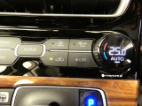 オートエアコン装備です。オートで空調を行ってくれるので車内は、とっても快適!だからドライブもさらに楽しい!