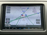 ホンダ純正Gathersメモリナビ「VXM-165VFEi」を装備しております。道を覚えるのが苦手な人も安心して下さい☆
