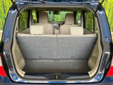 普段のお買い物や通勤、送迎等に十分な荷室スペースを確保しております。セカンドシートを倒すと、大きな荷物の積載も可能です♪