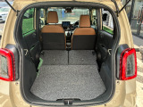 ラゲッジスペースもゆったりしています!!