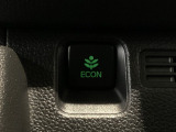 ★ECONスイッチ★ エコドライブを加速しよう!スイッチをONにすると、運転の仕方によるロスを抑え込み燃費をよくするようクルマが頑張ります(*^ー^*)燃費向上にチャレンジ♪