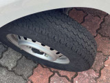 前タイヤの溝はまだまだ使用できる溝です
