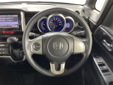 【ステアリング】軽い力で扱いやすいハンドルです。目立つ傷やスレなどなく綺麗な状態です!除菌プランいれていただくとさらに快適に!清潔なお車はお子様にも安心ですね!