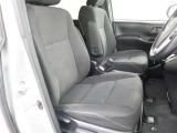 運転席・助手席です!内外装ともに非常に状態の良いお車となっております!