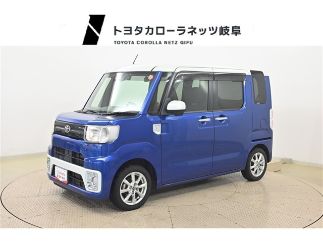 トヨタ ピクシスメガ 