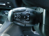 クルーズコントロールのスイッチが装備され運転中の操作も安心して行えます。