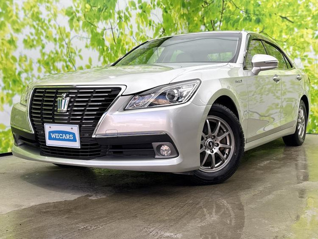 クラウン ハイブリッド 2.5 ロイヤルサルーン 