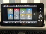 純正スマートナビ付きです!ホンダコネクト対応、フルセグTV視聴、Bluetooth・ミュージックプレーヤー接続可能です!