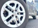 ●17インチアルミホイール:輸入車ならではの卓越した走りを支えるホイールと足回りです!日本車の走りに慣れている方にもぜひ体感して頂きたいほど、高いレベルでまとまっています!