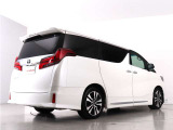 当店では、厳選された車両のみ展示しております。アルファード・ヴェルファイアに特化した専門店ならではの豊富な在庫の中から、お気に入りの一台をお探しください!
