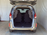 ラゲッジスペースも充分な広さです♪