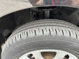 タイヤの溝も残っており、しばらく安心してお乗りいただけます。