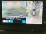 【マルチビューカメラ】周囲の状況を多彩なビューでナビ画面に表示します。駐車場や見通しの悪い交差点での安心感を高めます♪