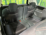 3列目シートはもちろん状態良好☆大人でもゆったりと座って頂けますので、大人数でのお出かけもラクラクです♪ご家族で、気の知れた仲間で、ドライブに行くのが楽しみですね♪