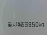 お客様から下取仕入れをする際には、1台づつ査定を行ってお車の状態をチェックしております。自社でメンテナンスの履歴がしっかりしている車両もたくさん入荷しています。