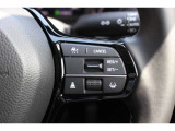 安全運転支援システムHonda SENSINGを搭載。衝突軽減ブレーキや、誤発進抑制機能、アダプティブクルーズコントロール、車線維持など複数の先進技術で安心・快適なドライブをサポートします。