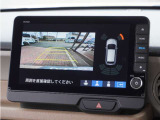【バックカメラ】駐車が苦手な方でも安心してお乗りいただけます。リバース連動で画面が切り替わるのでとっても便利です。